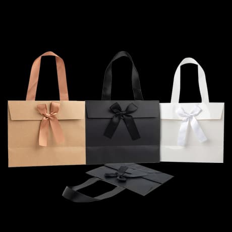 Sac cadeau avec ruban en satin personnalisé