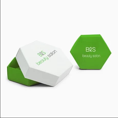 Kartonnen doos met deksel in speciale vorm voor een exclusieve en creatieve verpakking