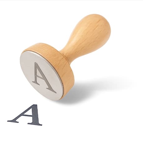 Houten stempels met eigen tekst