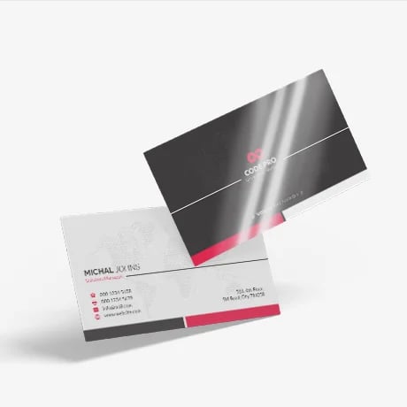 Cartes de visite professionnelles personnalisées avec finitions premium :
vernis, dorure et pelliculage.